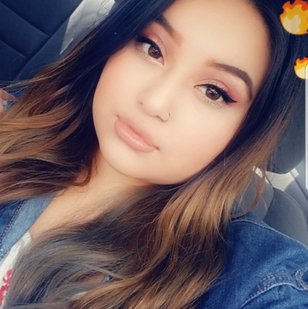 Meet your Posher, Iris